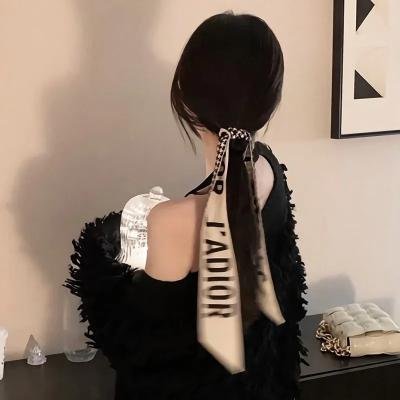 爱我者予我牢笼